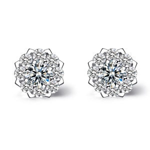 卡蒂诺(D.Forever) 钻石耳钉