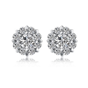 麦兰瑞 钻石耳钉